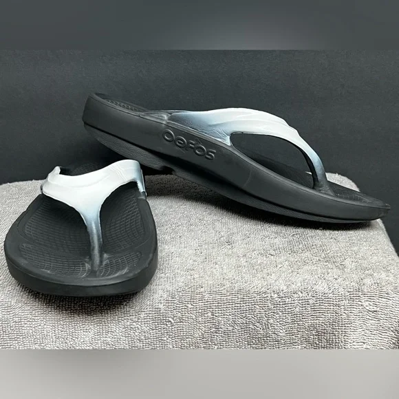 OOFOS OOlala Luxe Womens Size 11 Sandals Recovery Sport Flip Flops Comfort - Picture 2 of 8